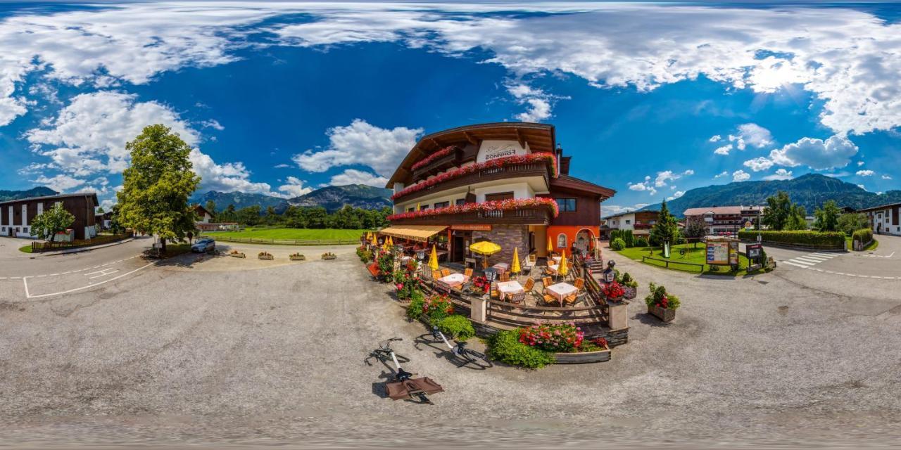 Hotel-Restaurant Sonnhof Radfeld Exterior foto